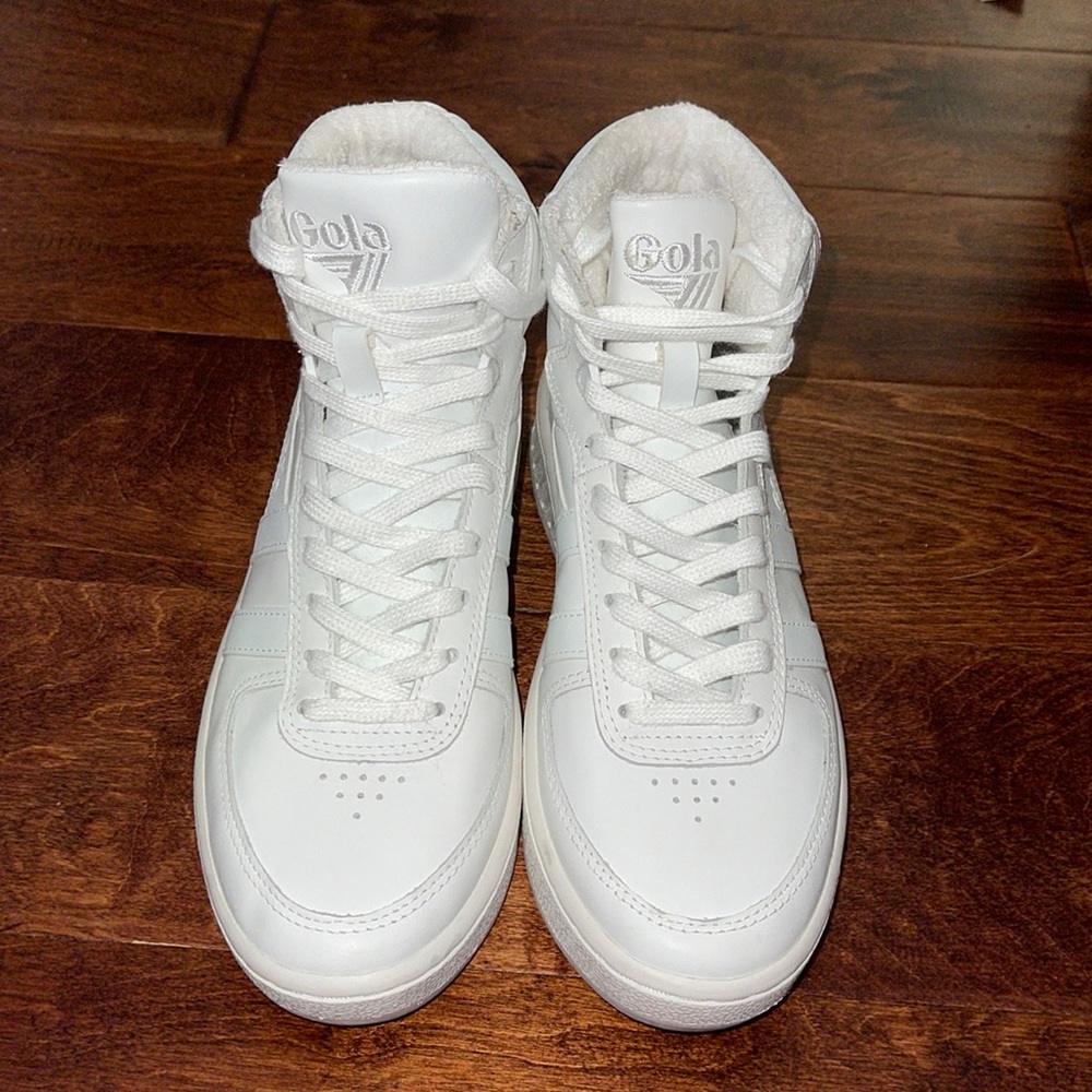 Women’s Gola sneakers